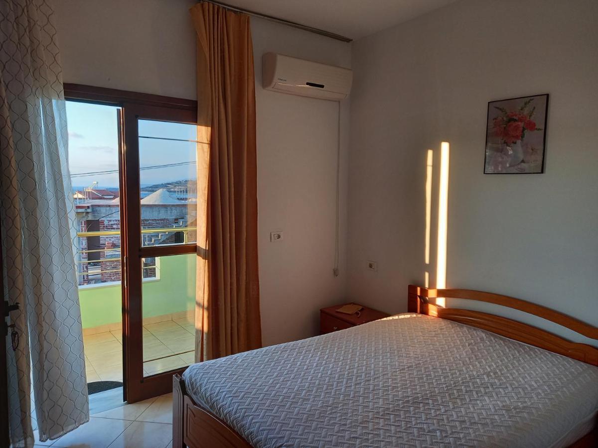 Jonny Guesthouse Ksamil Eksteriør bilde
