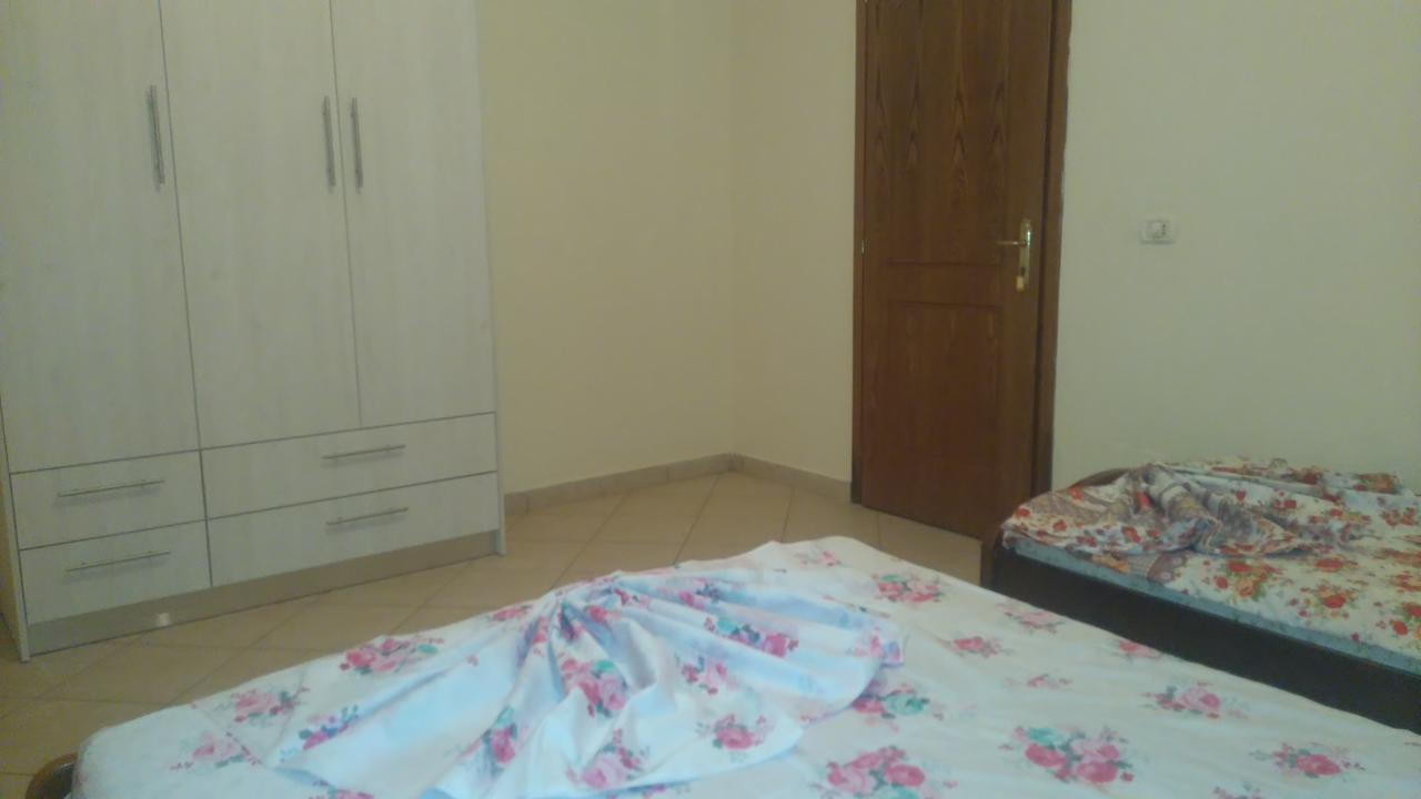 Jonny Guesthouse Ksamil Eksteriør bilde