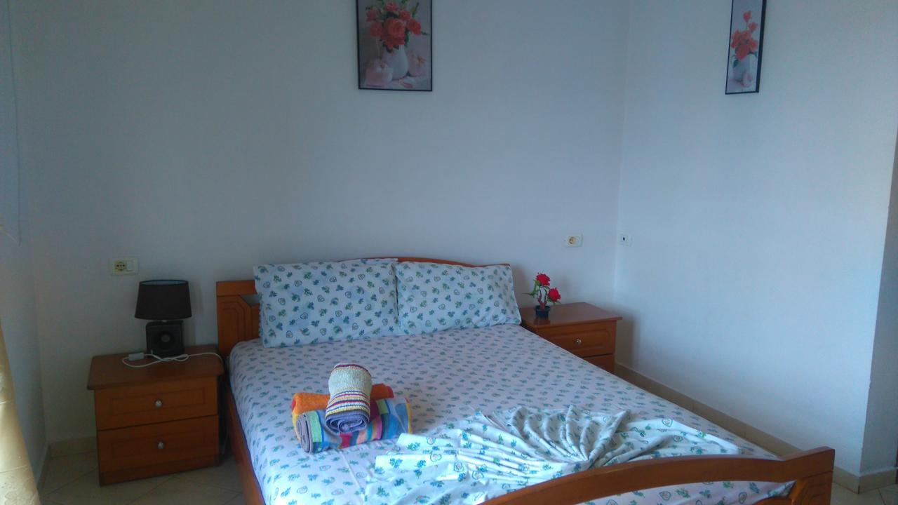 Jonny Guesthouse Ksamil Eksteriør bilde