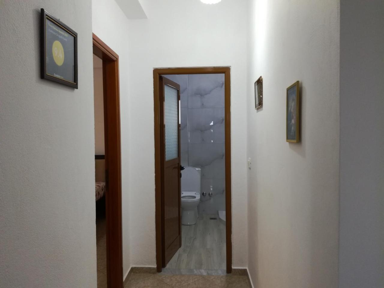 Jonny Guesthouse Ksamil Eksteriør bilde