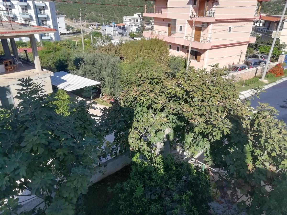 Jonny Guesthouse Ksamil Eksteriør bilde