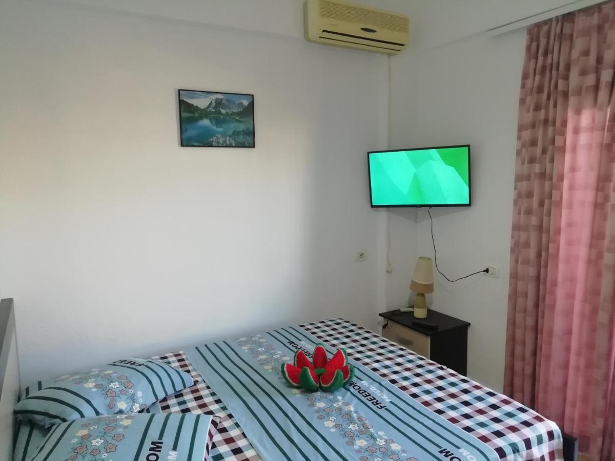 Jonny Guesthouse Ksamil Eksteriør bilde